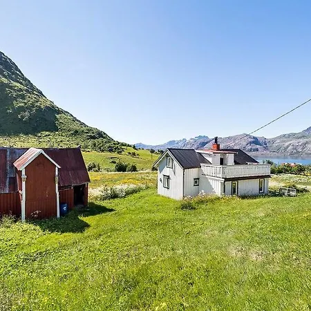 Vevika Lofoten * Gravdal (Vestvagoy)