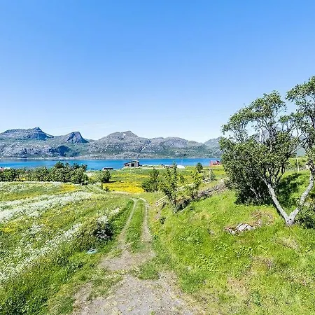 Vevika Lofoten بيت للعطل
